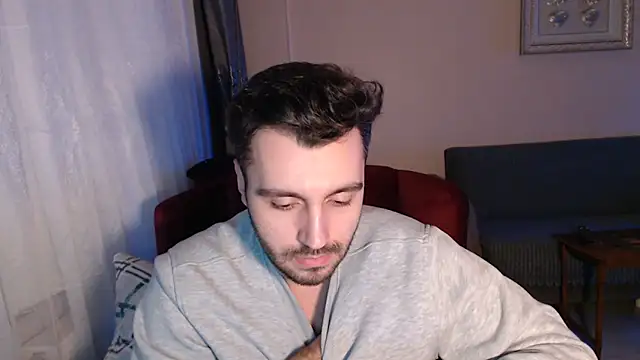 handsomeee04 online show from November 12, 2025, 10:09 pm