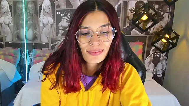 Snapshot of Nicole_Angels_ chatting on February 9, 2025, 2:29 pm Nicole Angels online show from February 9, 2025, 2:29 pm