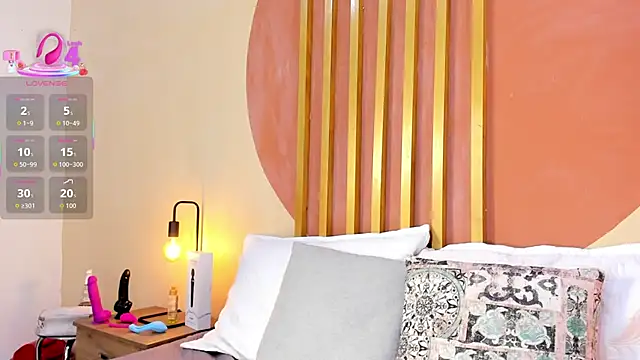 Nicole Angels  online show from December 2, 2025, 8:15 pm