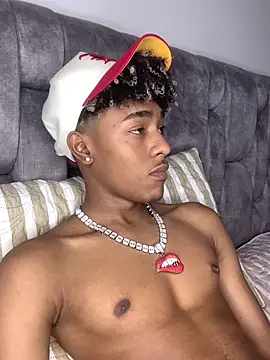 Boy cock18 online show from January 10, 2025, 10:36 pm