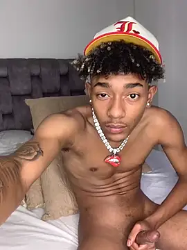 Boy cock18 online show from February 2, 2025, 11:11 pm