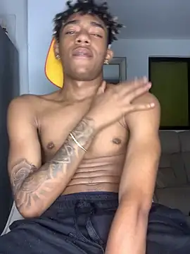 Boy cock18 online show from February 20, 2025, 11:42 am