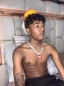 Boy cock18 online show from February 24, 2025, 1:24 am