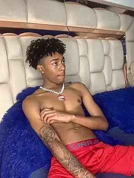 Boy cock18 online show from March 3, 2025, 9:48 pm