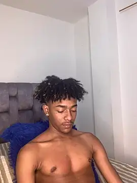 Boy cock18 online show from March 19, 2025, 9:49 am