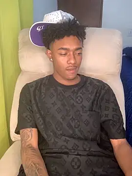 Boy cock18 online show from October 13, 2025, 6:57 am