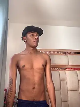 Boy cock18 online show from October 28, 2025, 8:33 pm