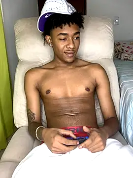 Boy cock18 online show from November 5, 2025, 6:52 pm