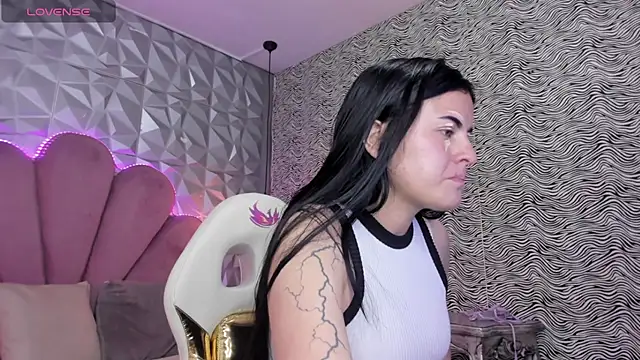 Snapshot of morgan_reds chatting on February 26, 2025, 3:21 am morgan reds online show from February 26, 2025, 3:21 am