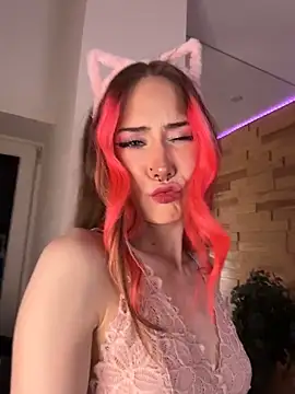SashaMeow online show from June 8, 2026, 4:51 pm