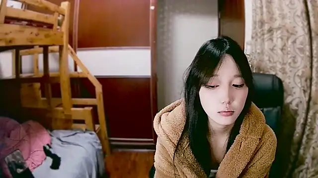 Snapshot of lulu-2002 chatting on December 31, 2024, 1:08 pm lulu-2002 online show from December 31, 2024, 1:08 pm