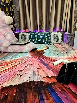 Little  Lia online show from May 4, 2026, 10:28 pm
