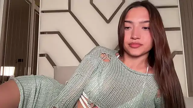 Snapshot of MilenaMilven chatting on October 24, 2025, 7:32 pm MilenaMilven online show from October 24, 2025, 7:32 pm