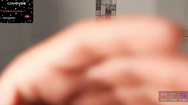 Mara-Bella online show from October 24, 2025, 2:19 am