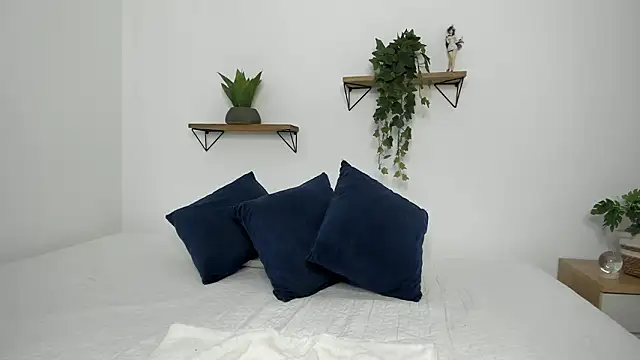 Snapshot of naughty_1girl chatting on February 20, 2026, 8:53 pm naughty 1girl online show from February 20, 2026, 8:53 pm