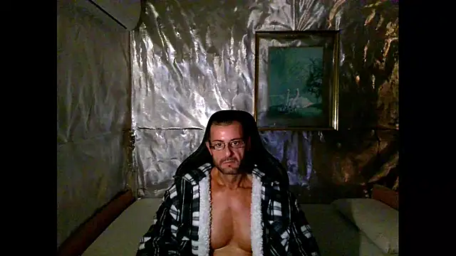 Marieettee online show from January 2, 2025, 10:05 am