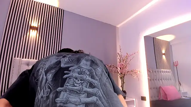 GysellHanson online show from November 5, 2025, 11:21 am