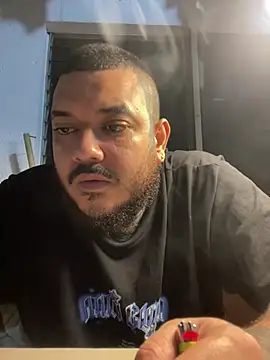 Snapshot of El_Titan1998 chatting on January 31, 2026, 11:47 pm El Titan1998 online show from January 31, 2026, 11:47 pm