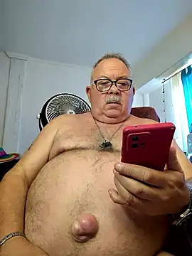 Snapshot of bylytom24 chatting on January 14, 2026, 6:02 pm bylytom24 online show from January 14, 2026, 6:02 pm