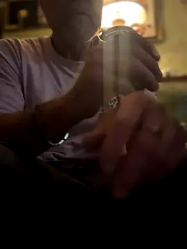 Snapshot of Jefloves68 chatting on November 4, 2025, 2:54 am Jefloves68 online show from November 4, 2025, 2:54 am