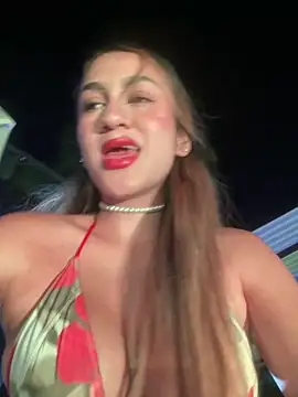 Snapshot of Mariapaula chatting on December 27, 2024, 11:31 pm Mariapaula online show from December 27, 2024, 11:31 pm