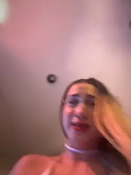 Snapshot of Mariapaula chatting on January 9, 2025, 11:34 pm Mariapaula online show from January 9, 2025, 11:34 pm