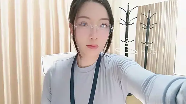 Snapshot of Lucky-kaka999 chatting on December 23, 2025, 1:47 am Lucky-kaka999 online show from December 23, 2025, 1:47 am