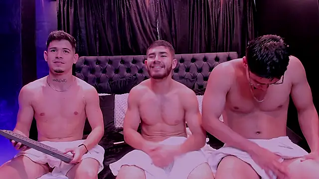 Snapshot of hell_twink chatting on February 7, 2026, 8:56 pm hell twink online show from February 7, 2026, 8:56 pm