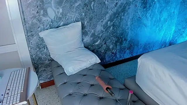 LucyLovelyy online show from March 15, 2025, 9:16 pm