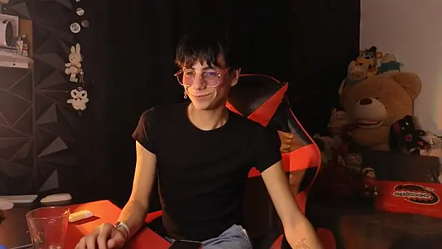 Snapshot of The_Princematt chatting on May 12, 2026, 8:06 pm The Princematt online show from May 12, 2026, 8:06 pm