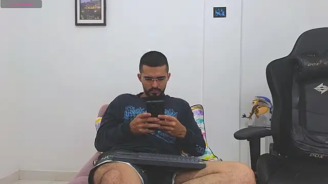 Snapshot of Massimoo_07 chatting on January 31, 2026, 7:11 pm Massimoo 07 online show from January 31, 2026, 7:11 pm