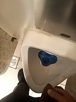 Snapshot of Arasu_ chatting on November 12, 2025, 9:03 pm Arasu online show from November 12, 2025, 9:03 pm