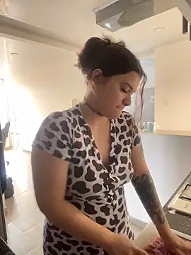 Sophia cyrus11 online show from January 5, 2025, 4:48 pm