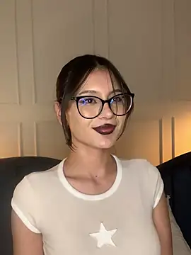 Abbydreams  online show from February 23, 2025, 2:07 am