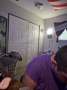 Snapshot of cloudy_couple444 chatting on October 21, 2025, 4:30 pm cloudy couple444 online show from October 21, 2025, 4:30 pm