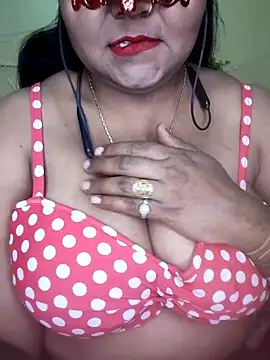 Snapshot of LustyBhabhi chatting on November 25, 2025, 1:33 pm LustyBhabhi online show from November 25, 2025, 1:33 pm
