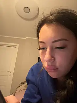 Snapshot of AndreaMood chatting on January 9, 2025, 12:25 am AndreaMood online show from January 9, 2025, 12:25 am