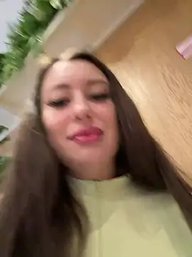 Snapshot of AndreaMood chatting on January 28, 2025, 2:43 am AndreaMood online show from January 28, 2025, 2:43 am