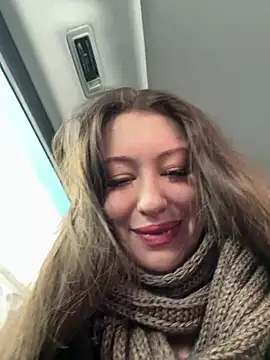 Snapshot of AndreaMood chatting on January 29, 2025, 5:40 am AndreaMood online show from January 29, 2025, 5:40 am