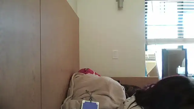 Snapshot of Dnasty408 chatting on November 4, 2025, 3:22 pm Dnasty408 online show from November 4, 2025, 3:22 pm