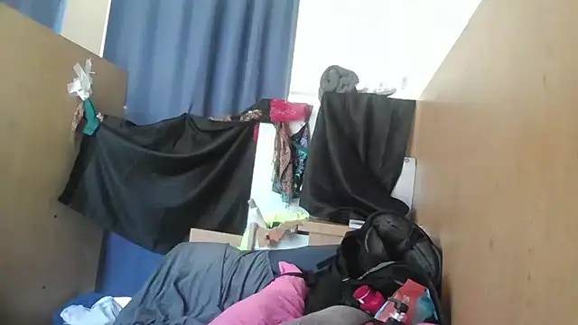 Dnasty408 online show from November 6, 2025, 8:21 pm