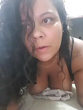 Snapshot of MelissaMendes_BBW chatting on February 5, 2025, 11:39 pm MelissaMendes BBW online show from February 5, 2025, 11:39 pm