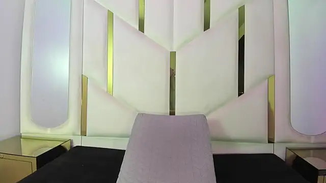 IsabellRodriguez18 online show from March 24, 2026, 3:00 am