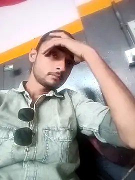 IamRentedBoybfriend online show from March 9, 2025, 5:28 pm