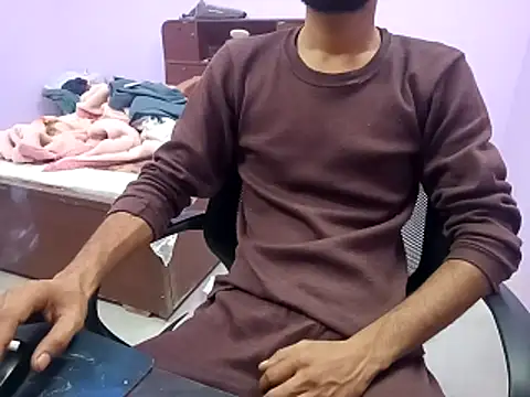 Snapshot of IamRentedBoybfriend chatting on January 17, 2026, 2:38 am IamRentedBoybfriend online show from January 17, 2026, 2:38 am