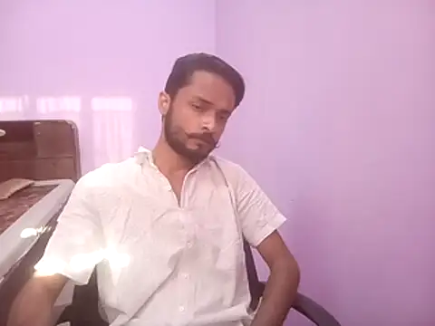 Snapshot of IamRentedBoybfriend chatting on March 9, 2026, 2:15 am IamRentedBoybfriend online show from March 9, 2026, 2:15 am