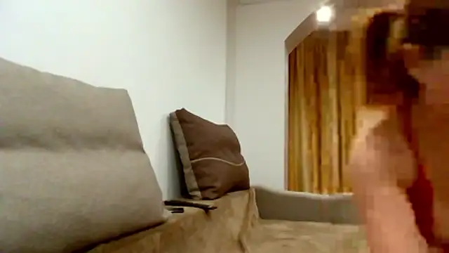 Snapshot of Sweet_bluegirl24 chatting on February 4, 2026, 8:14 pm Sweet bluegirl24 online show from February 4, 2026, 8:14 pm