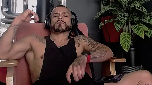 Snapshot of callme_douglas chatting on February 23, 2026, 4:26 pm callme douglas online show from February 23, 2026, 4:26 pm