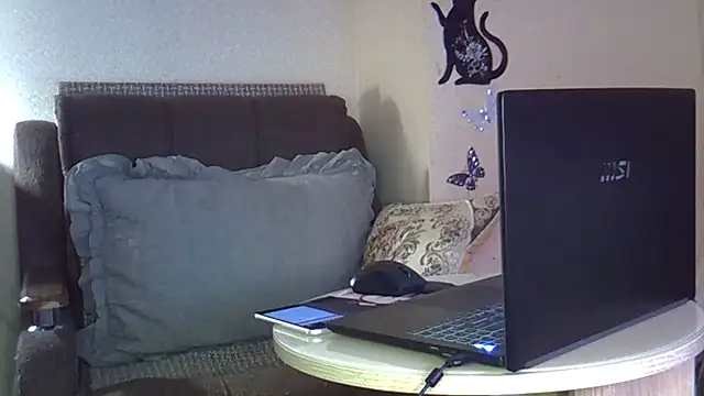 Snapshot of EllaJohnsonX chatting on February 21, 2026, 6:03 am EllaJohnsonX online show from February 21, 2026, 6:03 am