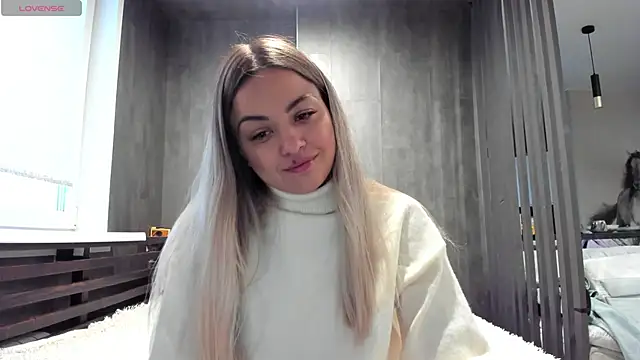 Mia   murrr online show from November 11, 2025, 2:11 am